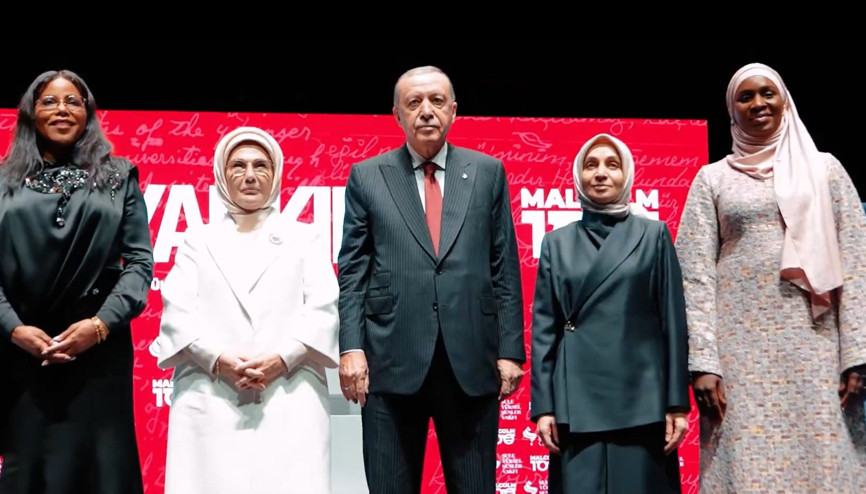 Emine Erdoğandan Yankılar sergisinin açılış programına ilişkin paylaşım
