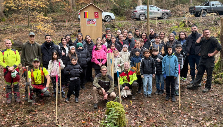 Pforzheim’da minikler fidan dikti