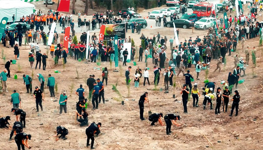 Milli ağaçlandırma gününde yeşil rekor