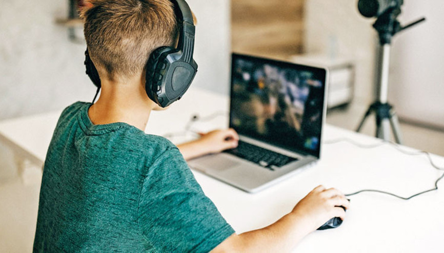 Prof. Dr. Altan Kar, çocuklar için aileleri uyardı: Ekran bağımlısı olmasın