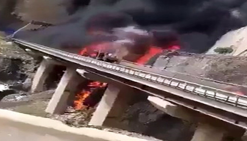 Umre yolunda feci kaza: Suudi Arabistanda 45 kişi hayatını kaybetti