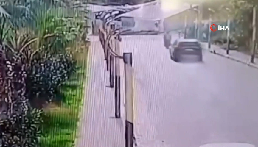 35 bin eurosunu gasp eden motosikletli iki kişiyi aracıyla çarparak öldüren Ukraynalı turiste 25 yıl hapis cezası 35 bin eurosunu gasp eden motosikletli iki kişiyi aracıyla çarparak öldüren Ukraynalı turiste 25 yıl hapis cezası