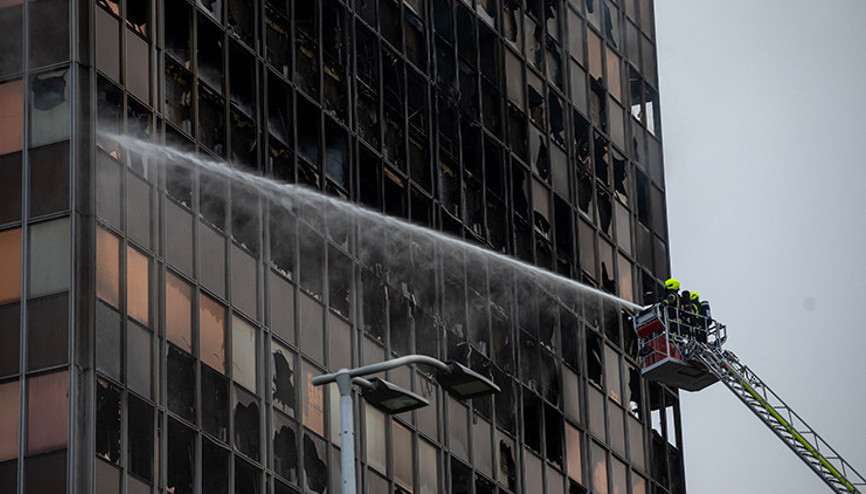 Hırvatistanda gökdelen alevler içinde kaldı