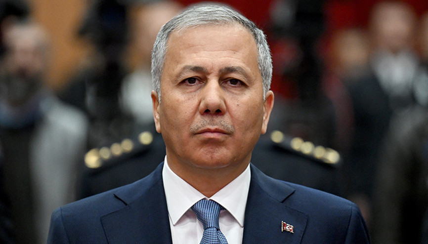 Bakan Yerlikaya: 687 düzensiz göçmen yakalandı