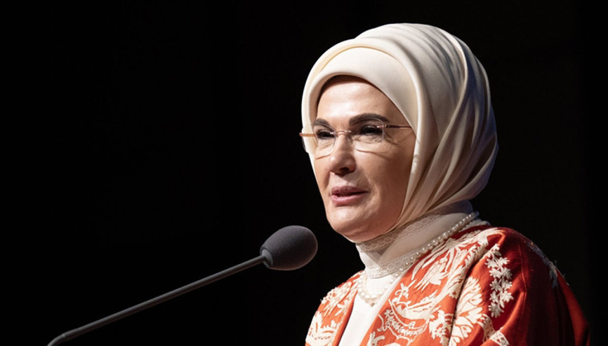 Emine Erdoğandan 20 Kasım Dünya Çocuk Hakları Günü mesajı