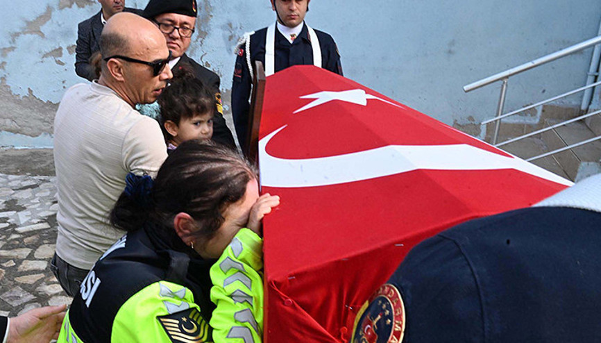 Kalp krizi sonucu yaşamını yitiren astsubay toprağa verildi