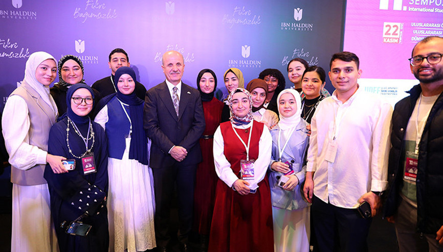 Uluslararası öğrencilere mezuniyet sonrası ek süre