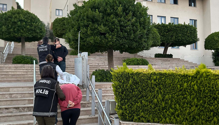 Muğla’da uyuşturucu operasyonunda 3 tutuklama Muğla’da uyuşturucu operasyonunda 3 tutuklama