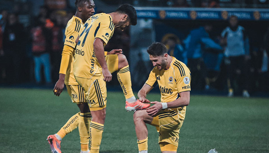 Fenerbahçede Asensio fırtınası: Gollerine Rizede de devam etti