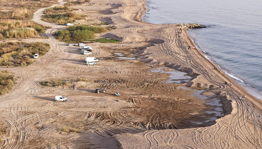 Manavgat’ta kum talanı