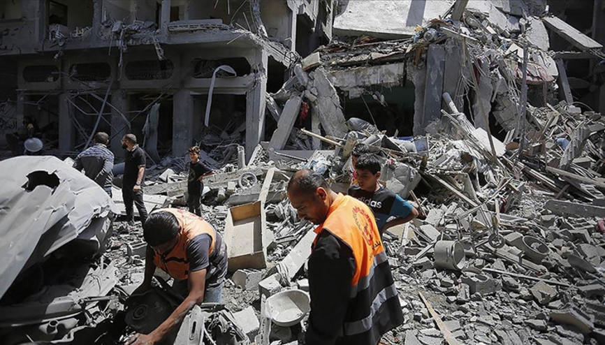 Gazzede enkazın altından soykırım çıktı: 8 Filistinlinin bedenine ulaşıldı