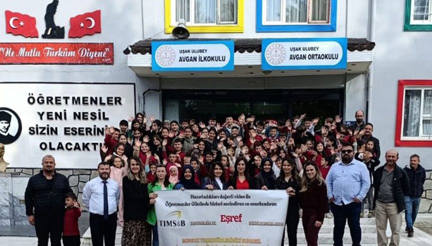 Eşref Rüya’nın yıldızları öğretmenleri unutmadı