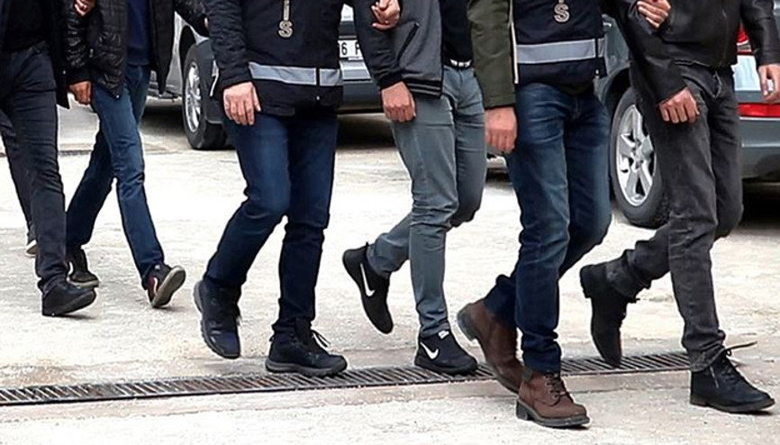 Sarıyerde sahte satılık ev ilanlarıyla dolandırıcılık yapan 6 şüpheli tutuklandı