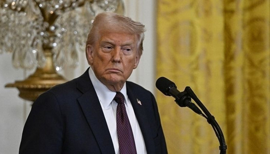 Trump, Gobble ve Waddle adlı iki hindiyi affetti Trump, Gobble ve Waddle adlı iki hindiyi affetti