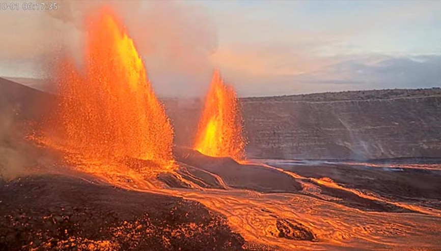 Kilauea Yanardağı patladı: Lavlar 120 metre yüksekliğe ulaştı