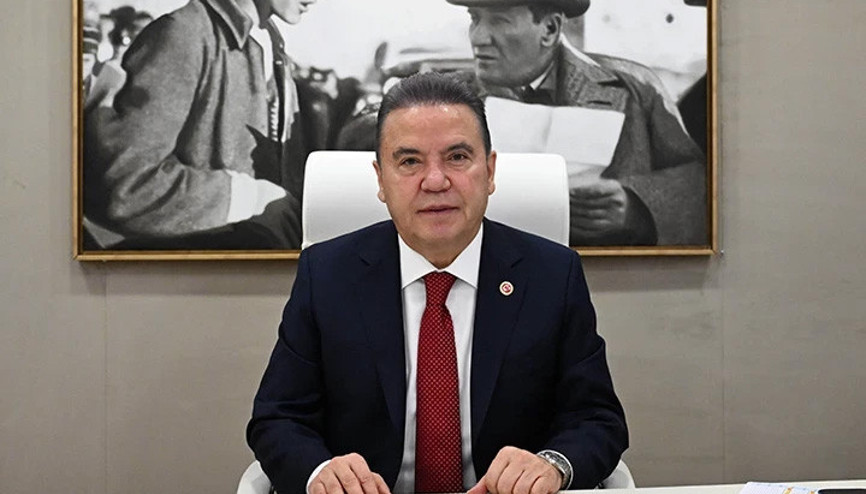 Ameliyat kararı verilmişti... Muhittin Böcek hastaneye getirildi