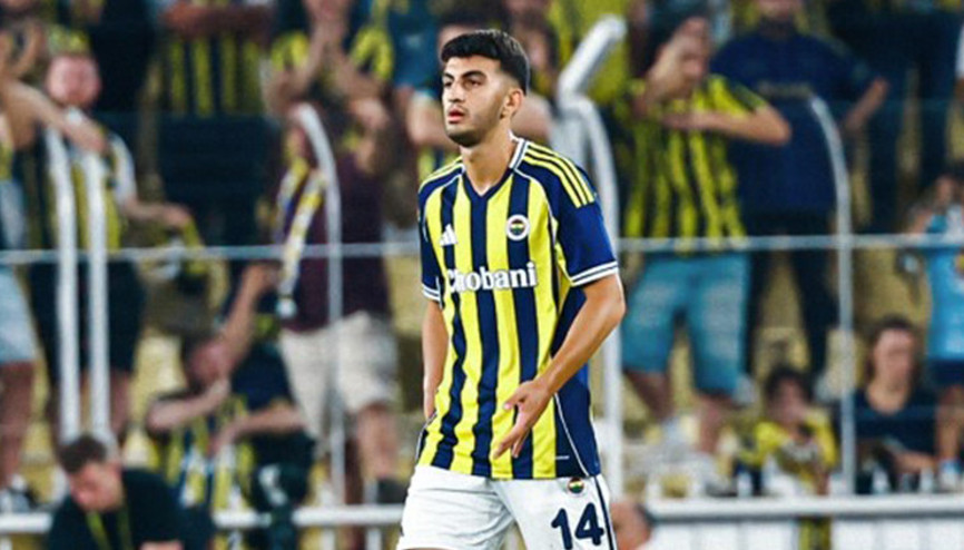 Yiğit Efe Demir kimdir, kaç yaşında, nereli Fenerbahçeli genç futbolcu Yiğit Efe Demir kariyeri ve hayatı