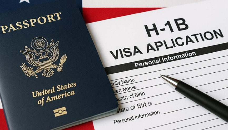 ABDden dikkat çeken karar: Afgan pasaport sahiplerine vize verilmesini askıya aldı ABDden dikkat çeken karar: Afgan pasaport sahiplerine vize verilmesini askıya aldı