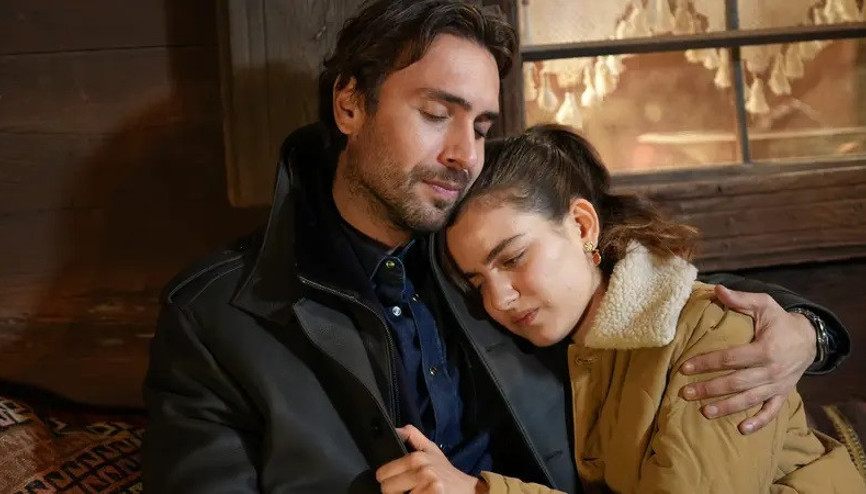 Taşacak Bu Deniz Eleni diziden ayrılıyor mu Eleni kim, Ava Yaman kimdir, kaç yaşında, nereli