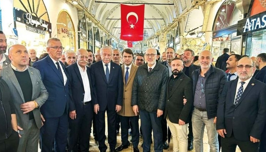 Celal Adan Kapalıçarşı esnafıyla buluştu… Terörsüz Türkiye’yi anlattı