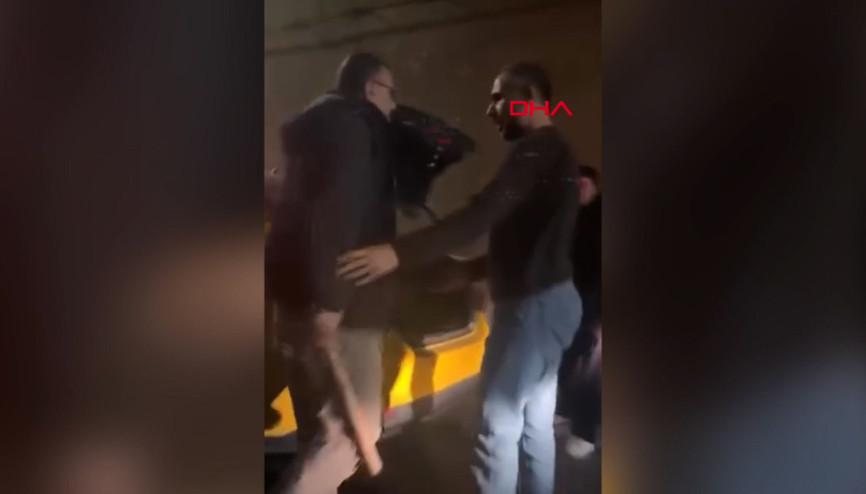 Kağıthane’de trafik tartışmasında taksici sopayla saldırdı