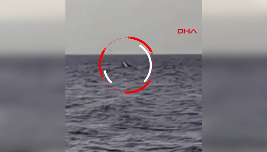 Kocaelide içinde 2 balıkçının olduğu öğrenilen tekne alabora oldu