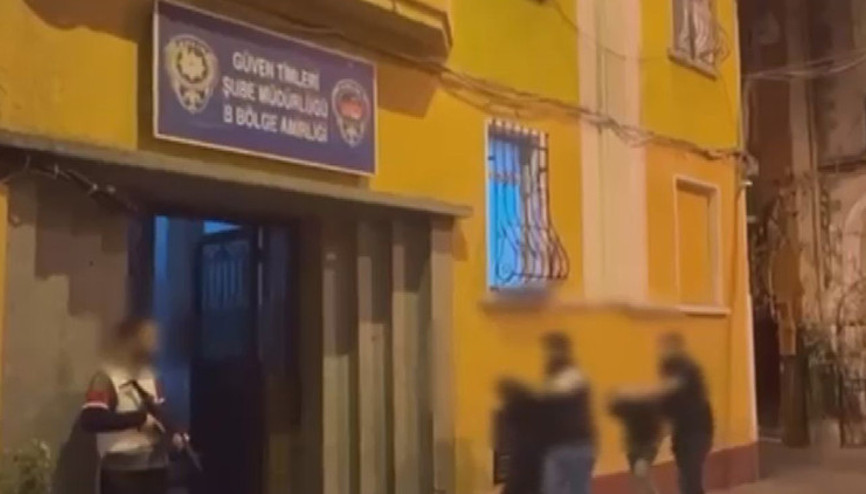 Beyoğlunda epilepsi hastası kişiyi gasbeden 2 şüpheli tutuklandı