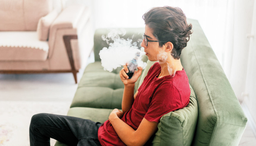 Elektronik sigara akciğeri söndürüyor... Kullanım yaşı 11’e kadar düştü