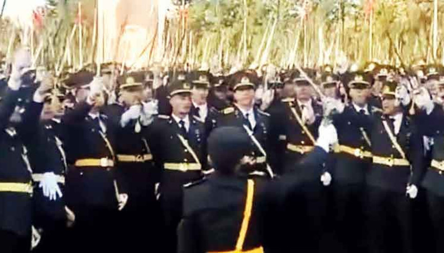 Teğmenlerin komutanına ihraç kararı iptal edildi