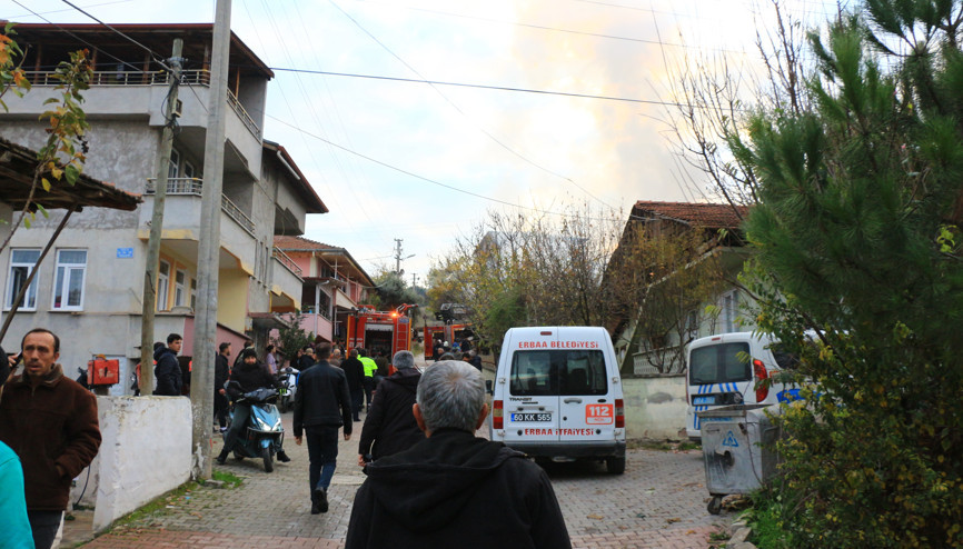 Tokat’ta çıkan yangında ev kullanılamaz hale geldi