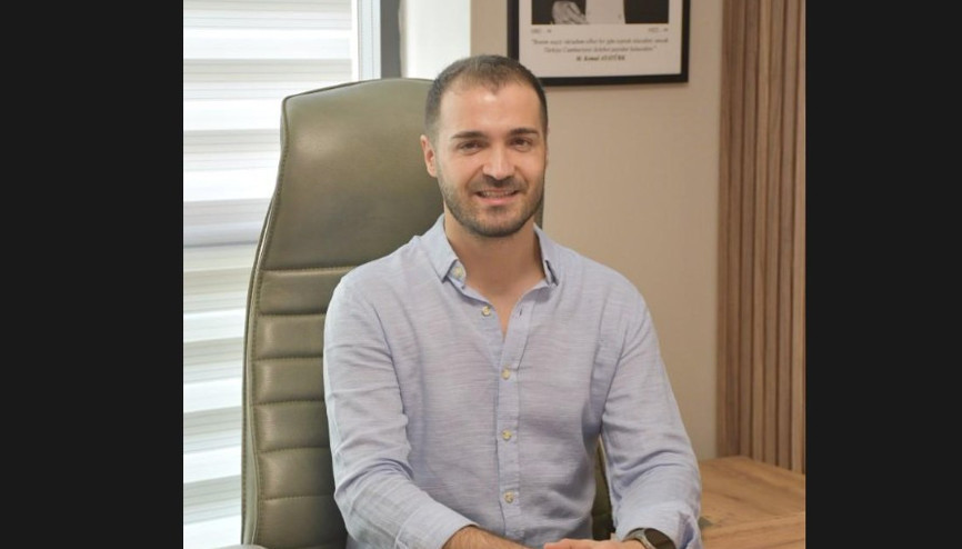 Sarkma ve hacim kaybına çifte etki: Protezli meme dikleştirme ameliyatı