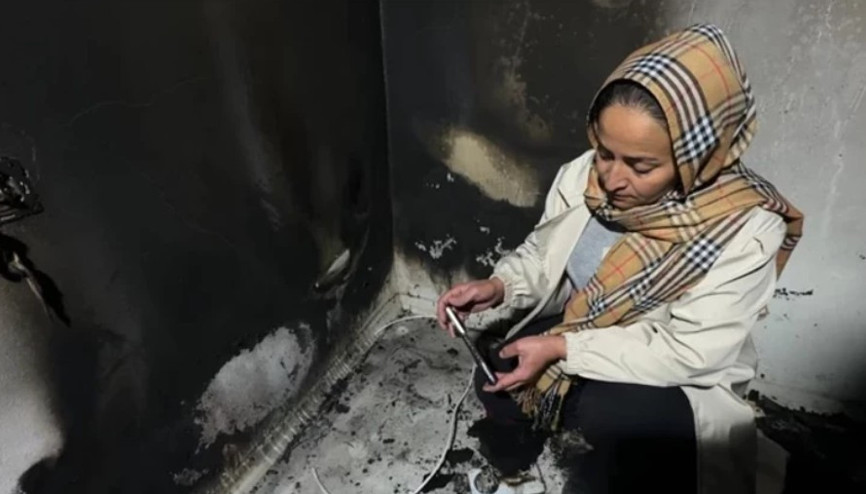 Şarja takılı olan telefon patladı