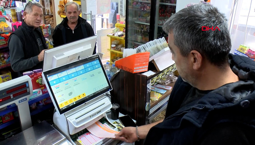 Süper Loto’da 150 milyonluk büyük ikramiye Bandırma’ya çıktı Süper Loto’da 150 milyonluk büyük ikramiye Bandırma’ya çıktı