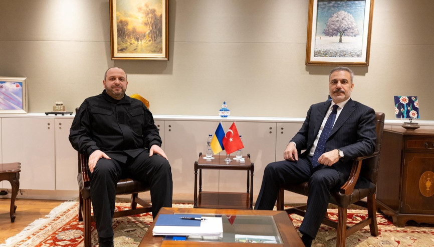 Bakan Fidan, Ukrayna Milli Güvenlik ve Savunma Konseyi Sekreteri Umerov ile bir araya geldi