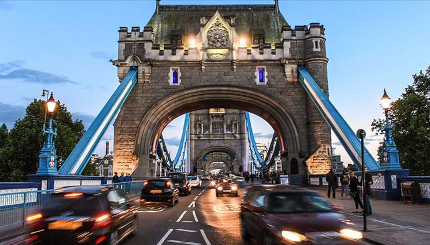 Londrada sıkışık trafiğe zam