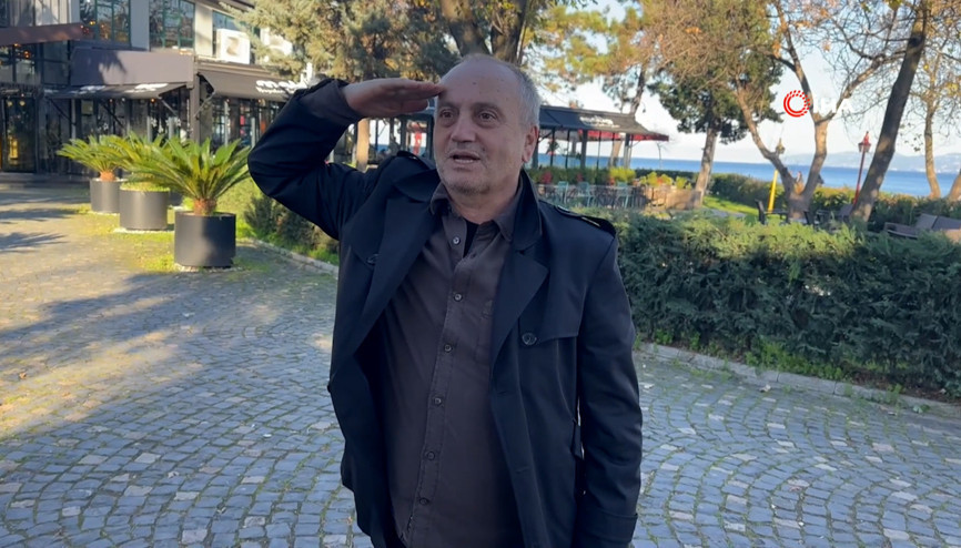 3 çocuk, 5 torun sahibi: Çifte vatandaşlık aldı, 62 yaşında askere çağırıldı 3 çocuk, 5 torun sahibi: Çifte vatandaşlık aldı, 62 yaşında askere çağırıldı