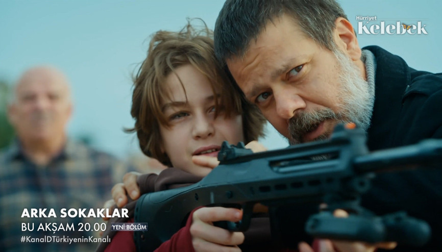 Arka Sokaklarda Duygusal Buluşma