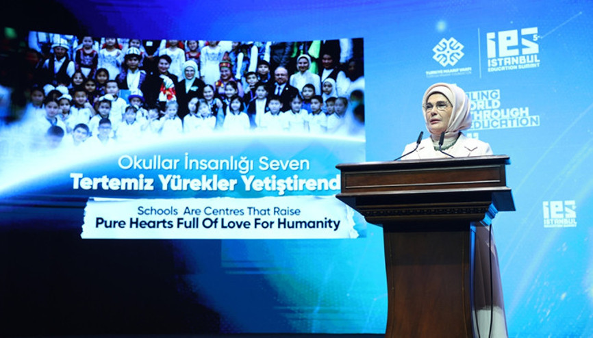 Emine Erdoğan: Eğitim, dünyanın tüm kıtalarına hakim bir barış kültürünün inşa edilmesinin de ön koşuludur