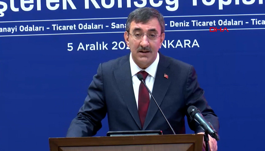 Cevdet Yılmaz: Dünyanın oldukça üzerinde büyüme gösterdik Cevdet Yılmaz: Dünyanın oldukça üzerinde büyüme gösterdik