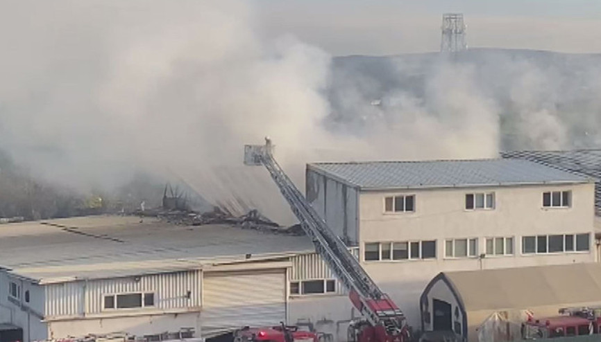 Tuzlada korkutan fabrika yangını