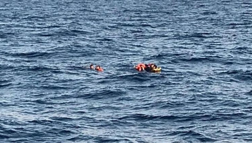Girit Adası açıklarında göçmenleri taşıyan bot battı: 18 ölü