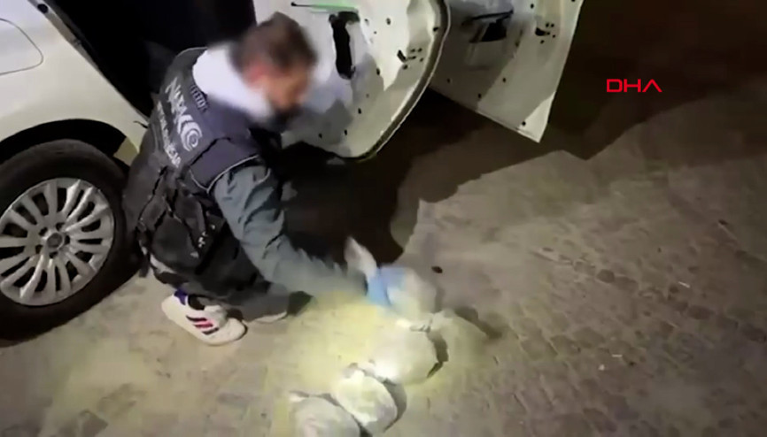 72 ilde uyuşturucu satıcılarına yönelik operasyonlarda 970 şüpheli yakalandı