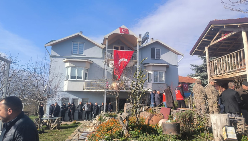 Şehit polis memurunun ailesine acı haber verildi