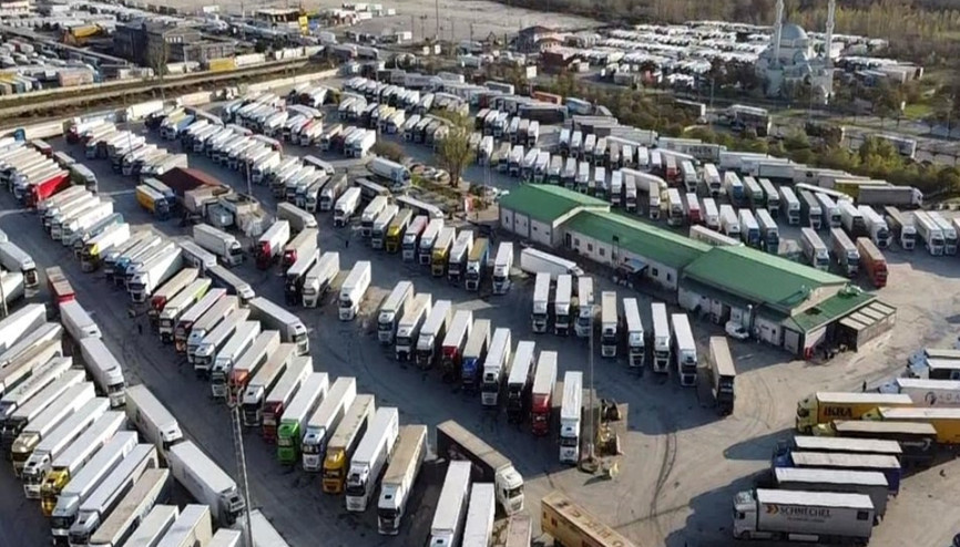 Yunanistan’daki grev nedeniyle, Kapıkule ve Hamzabeyli sınır kapılarında TIR yoğunluğu