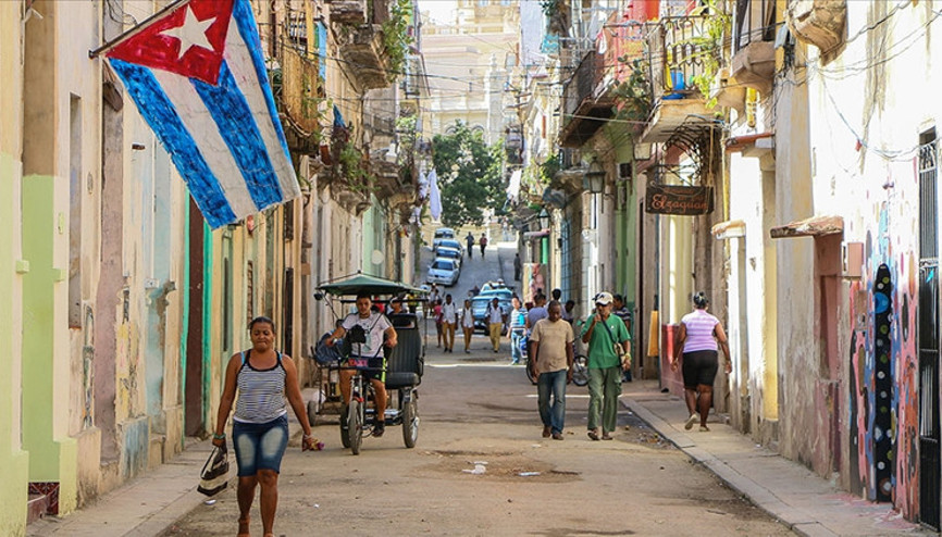 Kübalı eski bakana casusluktan ömür boyu hapis cezası