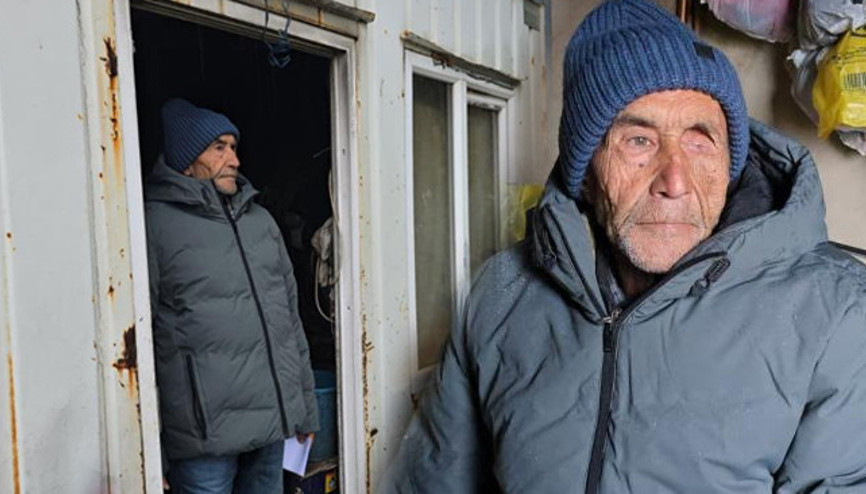 Babasından kalan miras yüzünü güldürmedi: Milyonluk villa yerine barakada yaşıyor İyi niyetim suistimal edildi Babasından kalan miras yüzünü güldürmedi: Milyonluk villa yerine barakada yaşıyor İyi niyetim suistimal edildi