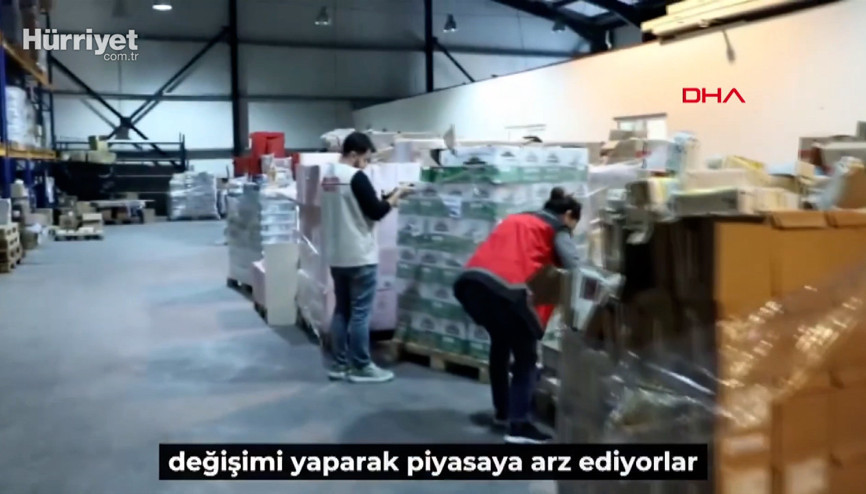 Antalya’da tarihi geçmiş gıdaların piyasaya sürülmek üzere etiketinin değiştirildiği depoya baskın