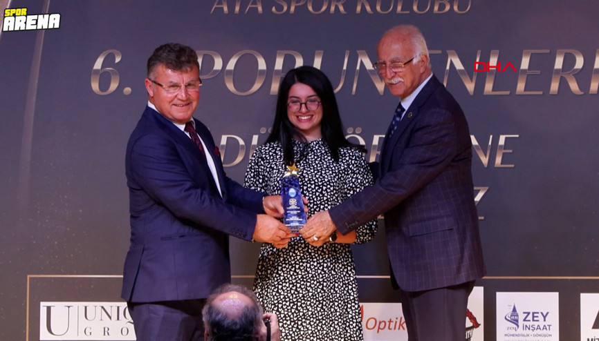 Sporun Enleri ödülleri 6ncı kez sahiplerini buldu Bir ödül de Spor Arenaya Sporun Enleri ödülleri 6ncı kez sahiplerini buldu Bir ödül de Spor Arenaya