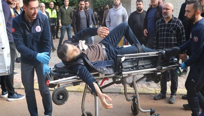 Yeğenini öldürüp, diğer yeğeni ve eniştesini yaraladıktan sonra intihara kalkıştı