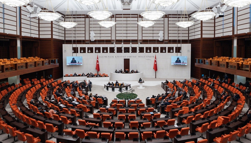 TBMMye yeni dokunulmazlık dosyaları sevk edildi Aralarında CHP lideri Özel ve Ali Mahir Başarır da var